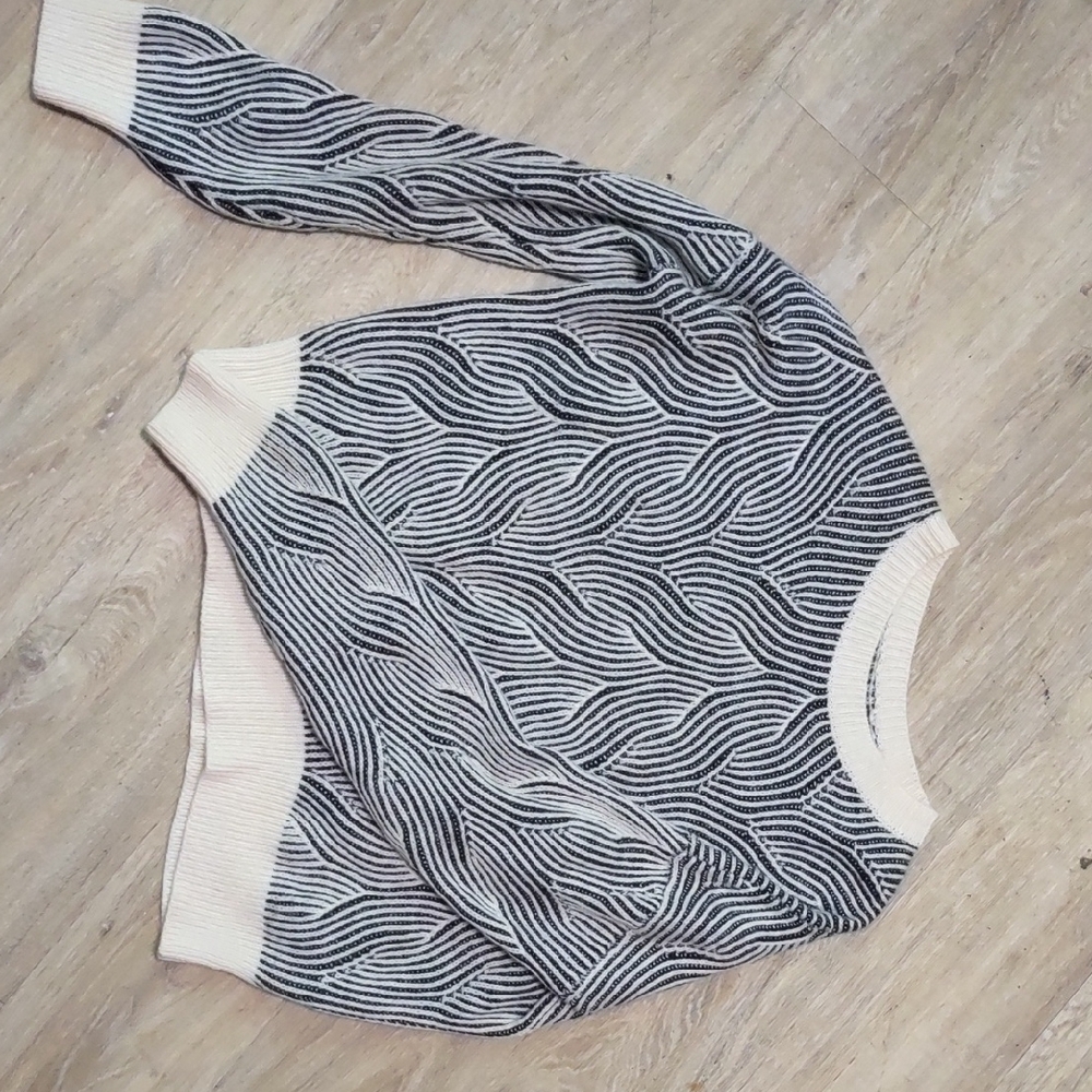 Black and White Patterned Sweater